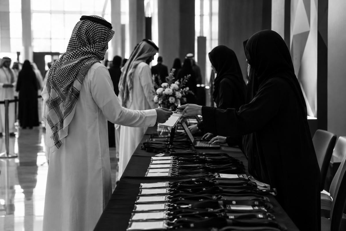 تنظيم الفعاليات والمؤتمرات وحفلات الافتتاح — 8
